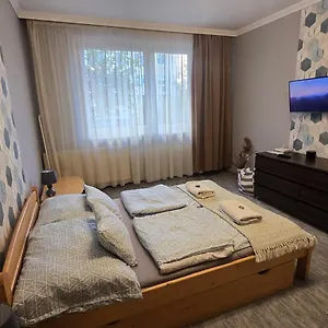 Dora Location & Free Parking Debrecen